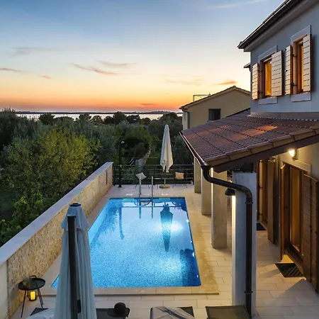 3 Bedroom In *