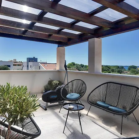 3 Bedroom In * Peroj